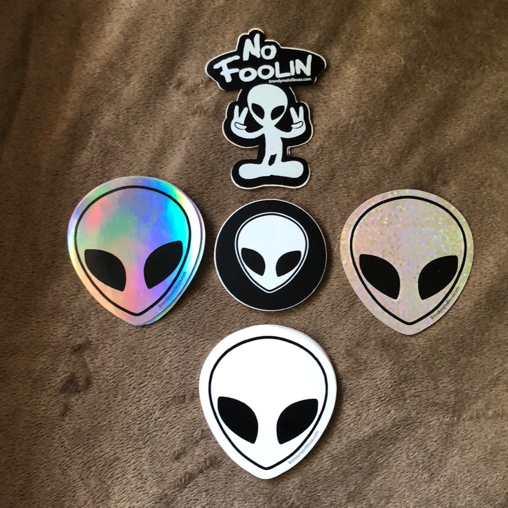 BRANDY MELVILLE ALIEN STICKERS